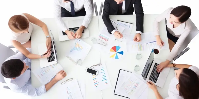 Spółka zoo jak się pisze?